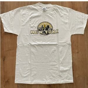 VTG 90s New York City Graphic T-Shirt Delta Pro Weight White size L USA